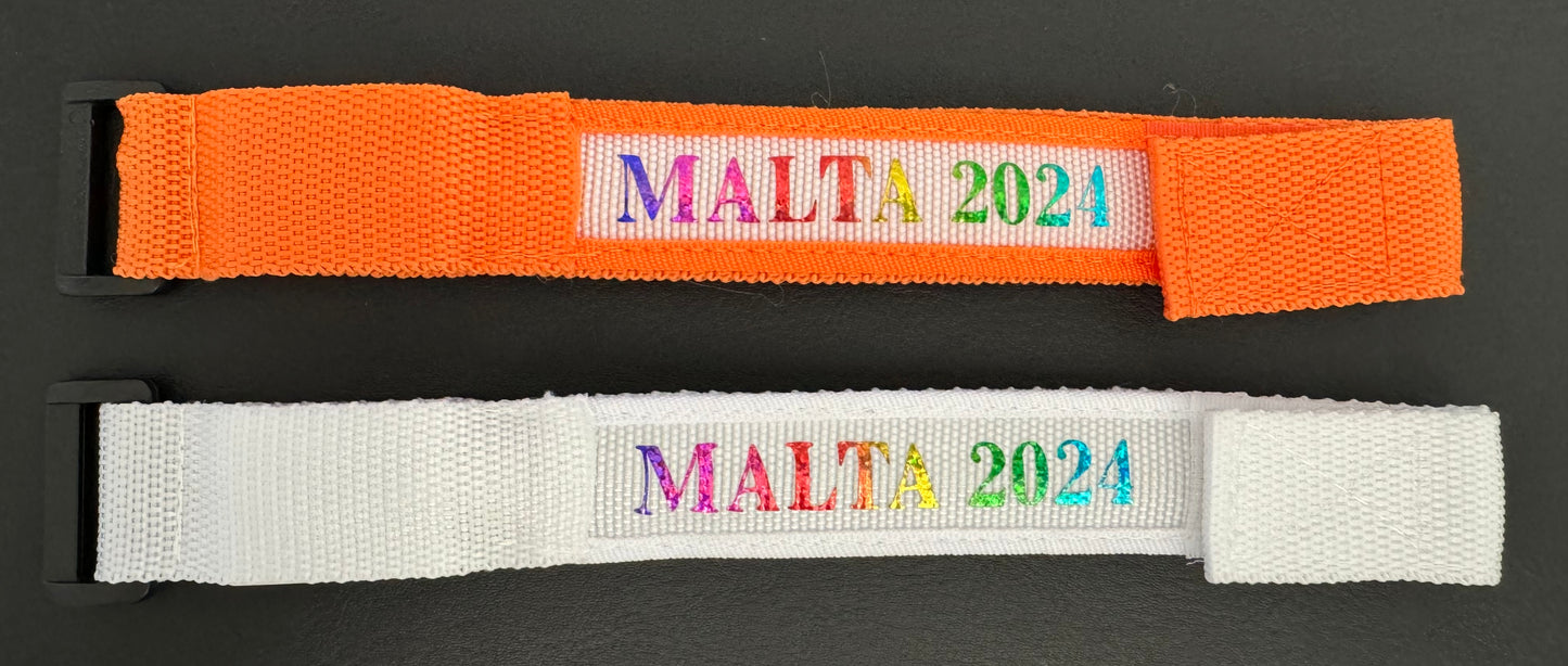 Clip light-up wristbands